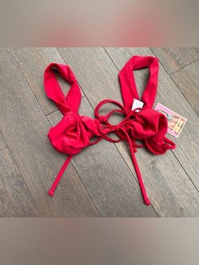 Strawberry milk mob red bikini tops size size large NWT